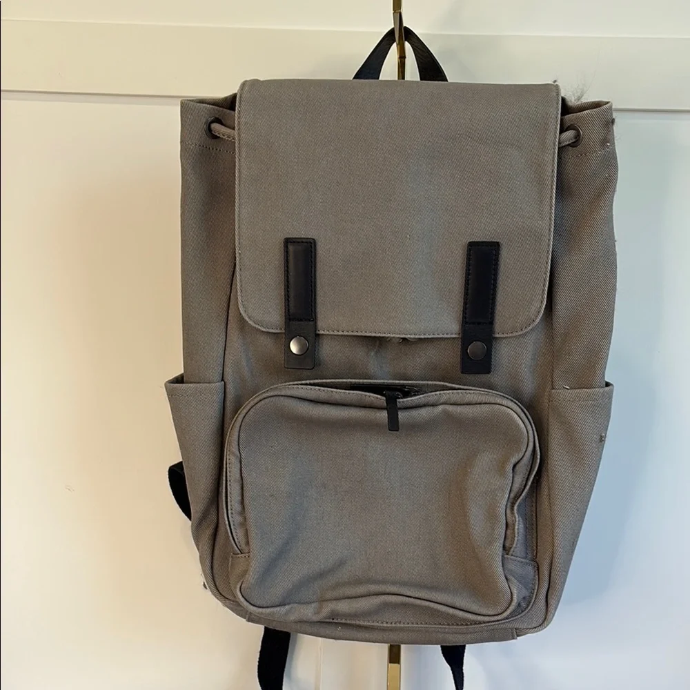 Everlane Khaki Grey Unisex The Canvas Backpack